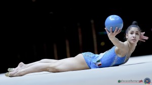 sr q raffaeli sofia ita ph simone ferraro sfa07499 copia